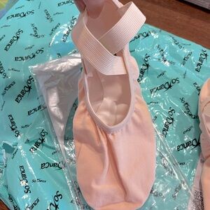 So Danca Size 8 narrow Pink Ballet Shoes